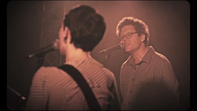  Flora Hibberd & JE Sunde – Canopy (Live at La Boule noire)