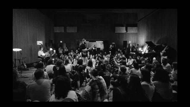 darling ft. La Chica (live @ Studios Ferber)