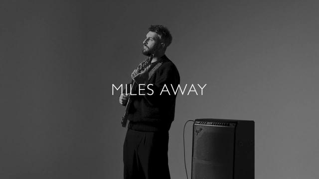 Hausmane - miles away (visualizer)